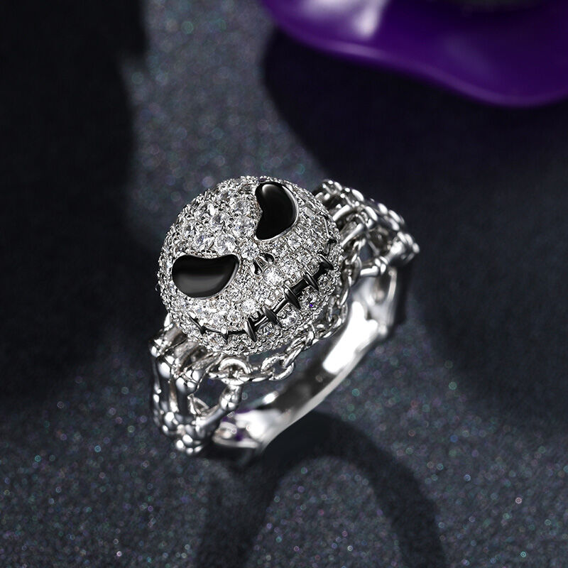 Jeulia "Pumpkin King" Skull Design Sterling Silver Ring