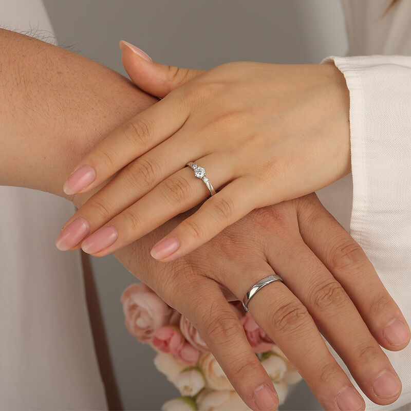 Jeulia "Flipped Moment" Sterling Silver Adjustable Couple's Rings