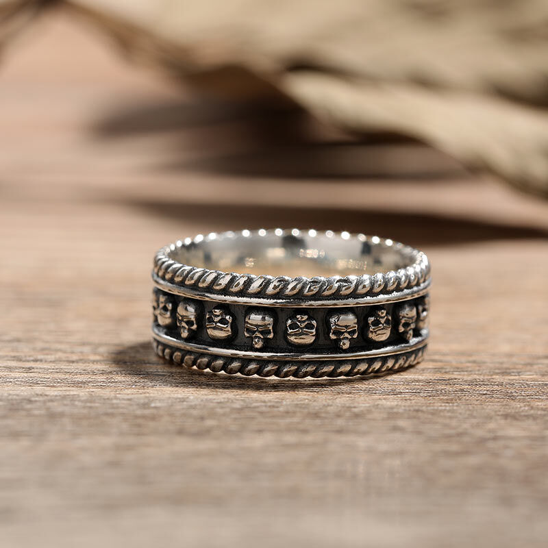 Jeulia "Twisted Rope" Skull Sterling Silver Band