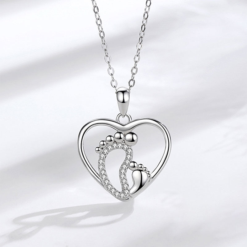 Jeulia Mom and Baby Feet Heart Sterling Silver Necklace