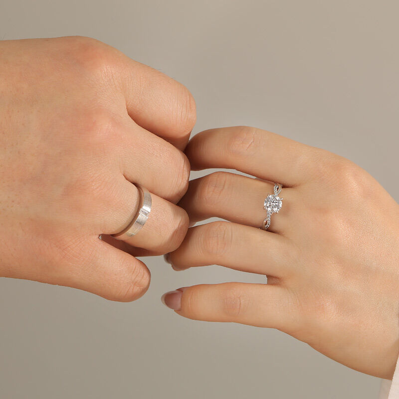 Jeulia Anillos de Pareja Solitario Clásico con Torsión y Acabado Cepillado