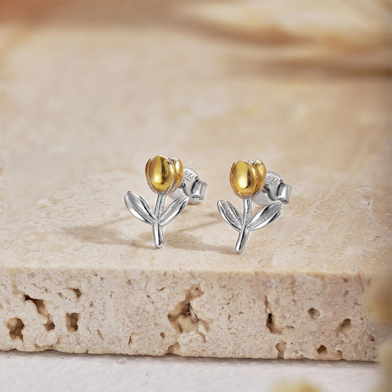 Jeulia "Blossoming Beauty" Tulip Sterling Silver Stud Earrings