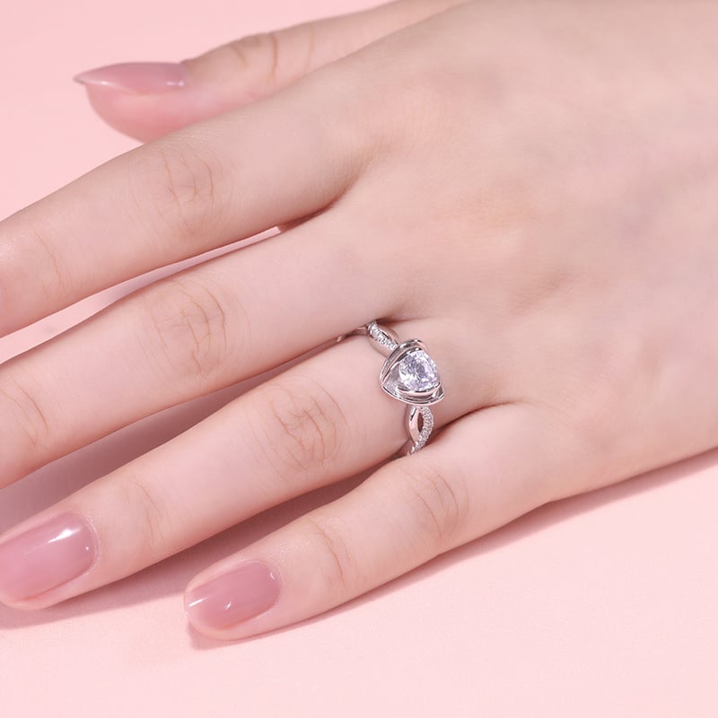 Jeulia Love Cluster Flower Ring Twisted Sterling Silver