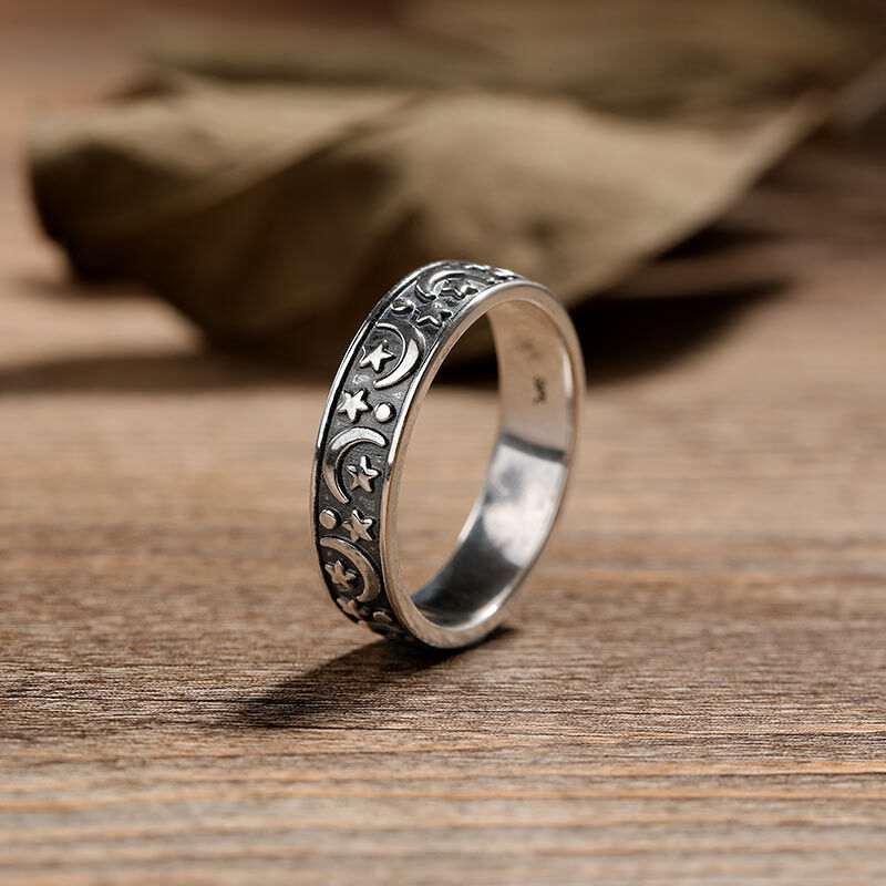 Jeulia "Moon & Star" Sterling Silver Band