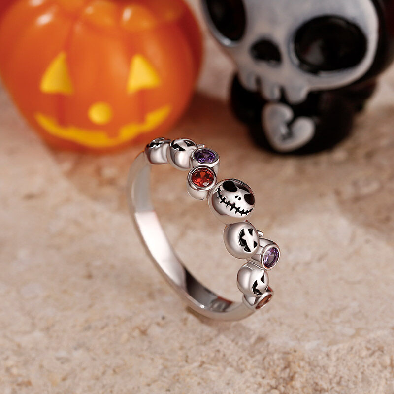 Jeulia "Pumpkin King" Skull Design Round Cut Sterling Silver Ring
