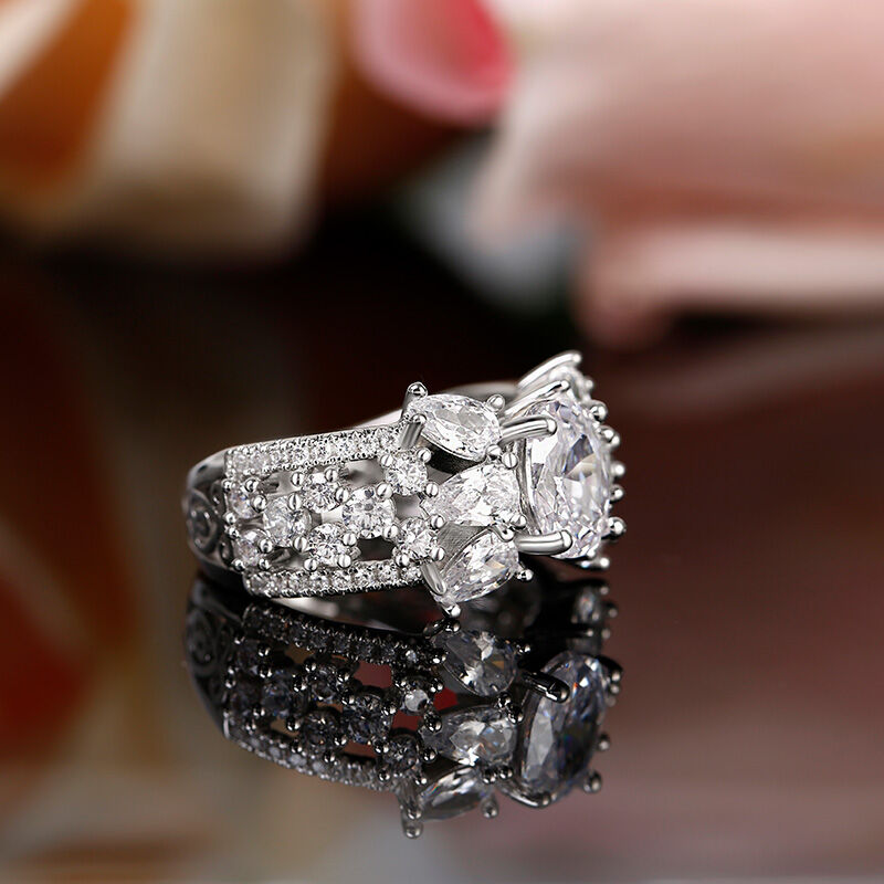 جوليا خاتم هالة بقطع بيضاوي من الفضة الإسترليني كلاسيكي