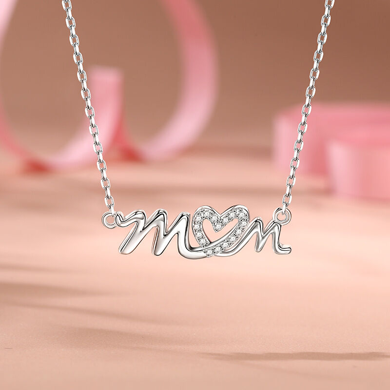 Jeulia "Link Love" Mom Heart Necklace Sterling Silver Letter