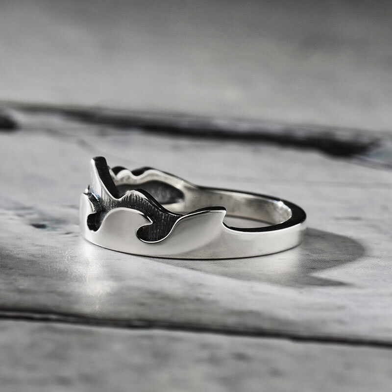 Jeulia "Mountain and Wave" Sterling Silver Ring