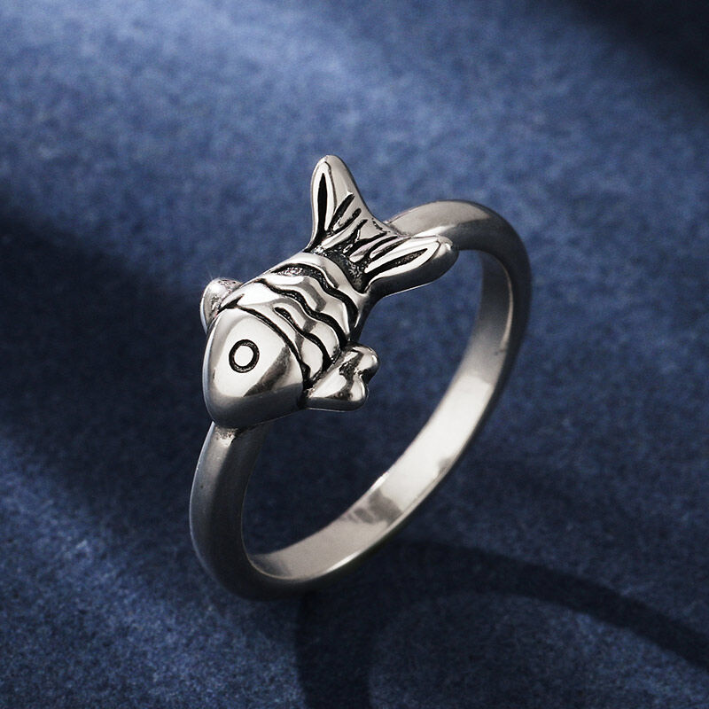 Jeulia "Little Fish" sterling silver ring