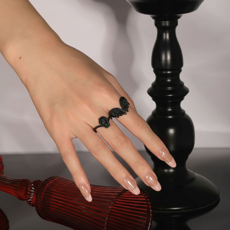 Jeulia Ensemble Unique de Bague de Fiançailles Cercueil de Chauve-souris Noire