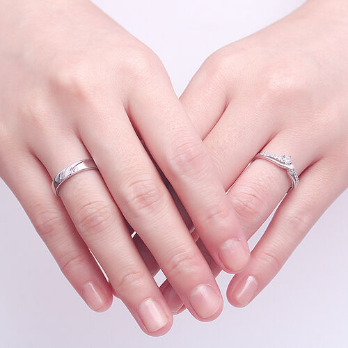 Jeulia Exquisite Round Cut Sterling Silver Adjustable Couple Rings