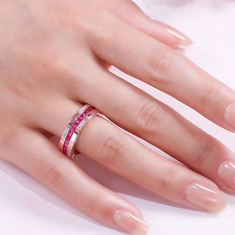 Jeulia "Elegant Eternity" Princess Cut Sterling Silver Kvinnor Ring Bandring