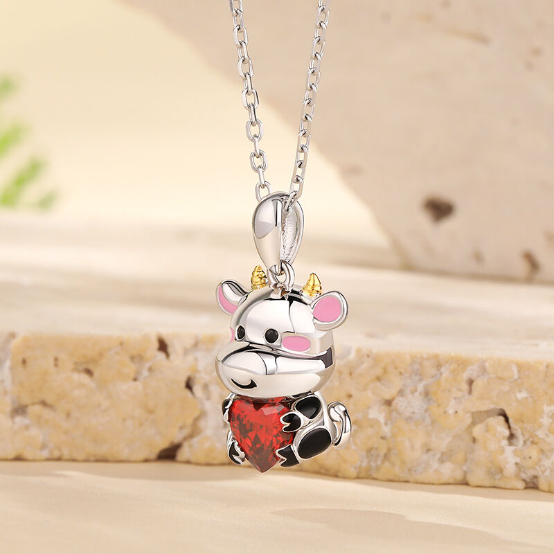 Jeulia Hug Me "Little Dairy Cow" Heart Cut Sterling Silver Necklace