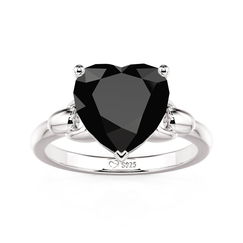 Jeulia Simple Chain Black Heart Solitaire Engagement Ring