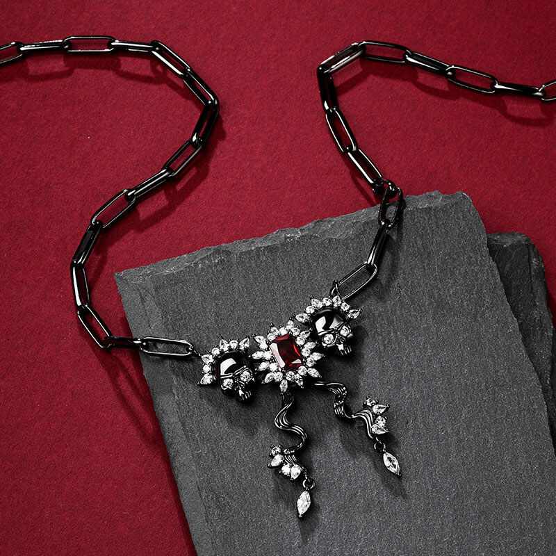Jeulia "Death Stare" Zwei Totenkopf Design Sterling Silber Halskette